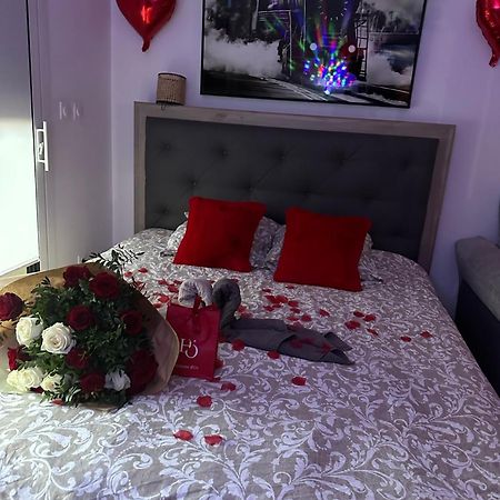 Love Room Nantais Nantes Exteriér fotografie